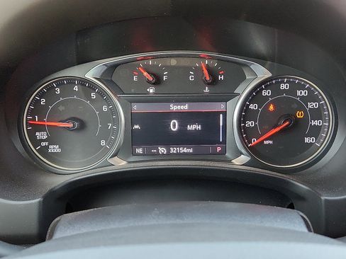 Used 2023 GMC Terrain SLT w/ LPO, Floor Liner Package FWD image 18