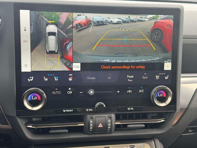 Used 2024 Lexus GX 550 w/ Accessory Package (2T) AWD/4WD image 36