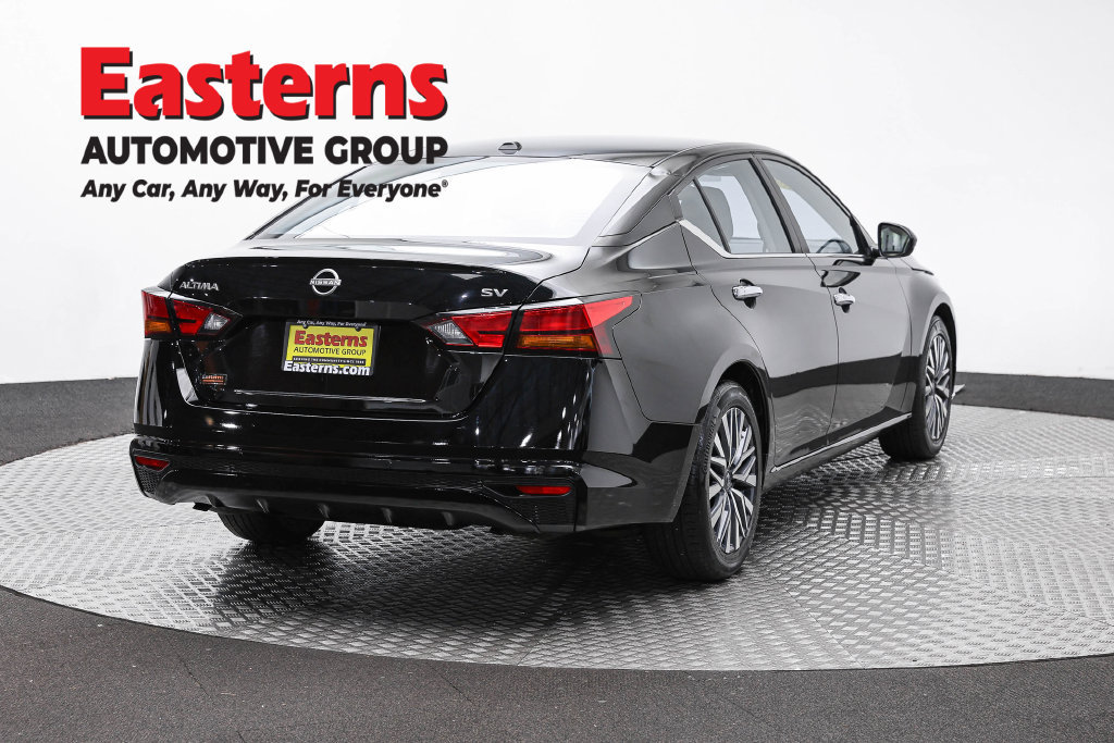 Used 2024 Nissan Altima 2.5 SV FWD image 6