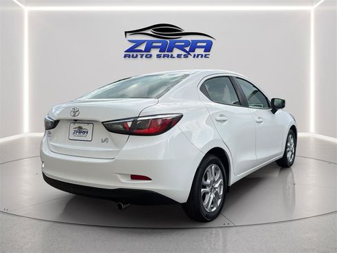Used 2017 Toyota Yaris iA FWD image 7