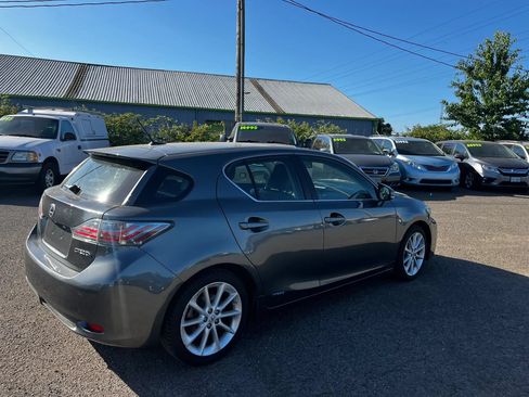 Used 2011 Lexus CT 200h Premium w/ Premium Audio Pkg FWD image 3