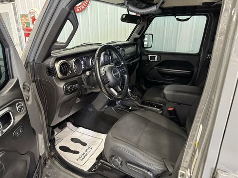 Used 2020 Jeep Wrangler Unlimited Sport AWD/4WD image 6