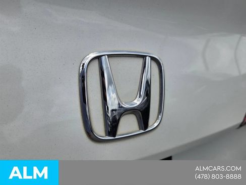 Used 2022 Honda Civic EX image 9