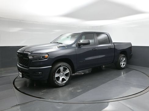 New 2026 RAM 1500 Express RWD image 33