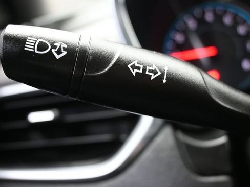 Used 2019 Chevrolet Equinox Premier image 28