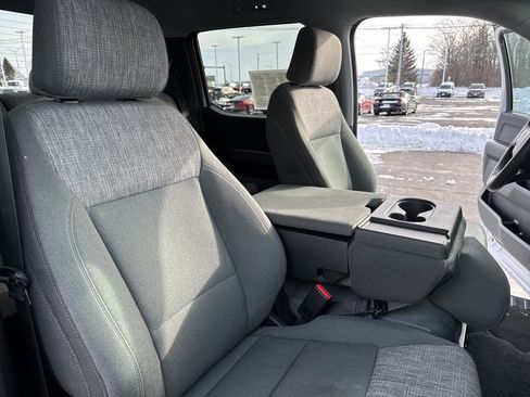 Used 2023 Ford F150 XLT w/ XTR Package image 31