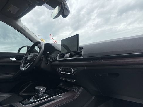 Used 2021 Audi Q5 2.0T Premium Plus w/ Premium Plus Package AWD/4WD image 24