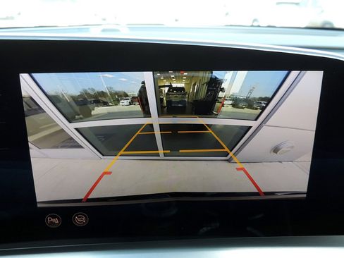 New 2025 Cadillac Lyriq Sport image 25