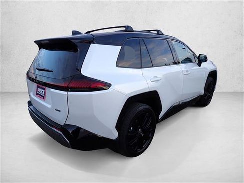 Used 2026 Toyota RAV4 XSE w/ Panoramic Sun Roof Package AWD/4WD image 4