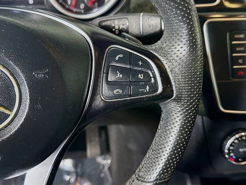 Used 2017 Mercedes-Benz GLE 350 w/ Premium 1 Package image 15