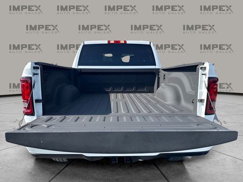 Used 2025 RAM 2500 Big Horn AWD/4WD image 23