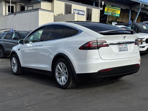 Used 2020 Tesla Model X Long Range AWD/4WD image 12