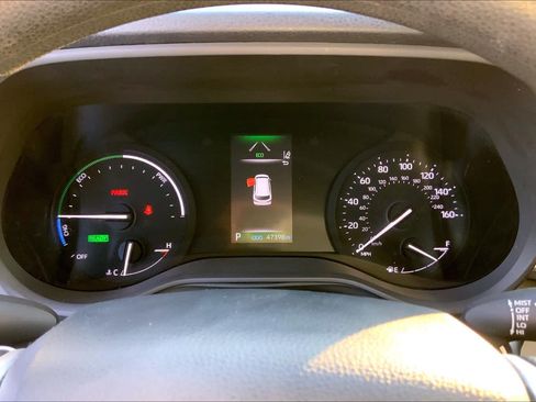 Used 2021 Toyota Sienna LE FWD image 25