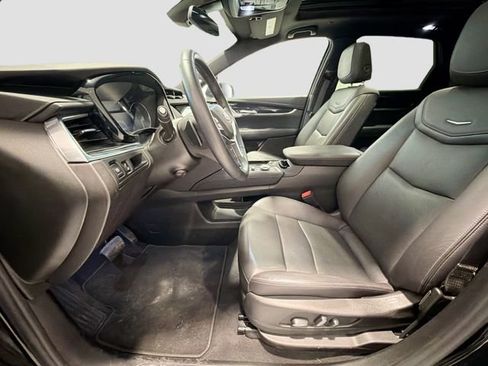 Certified 2025 Cadillac XT5 Premium Luxury image 19