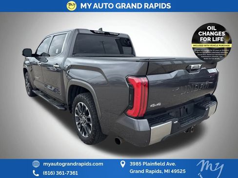 Used 2022 Toyota Tundra Limited image 5