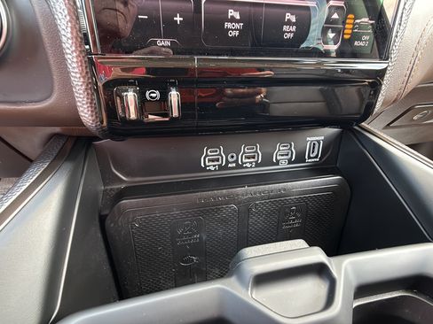 New 2025 RAM 1500 Limited AWD/4WD image 27