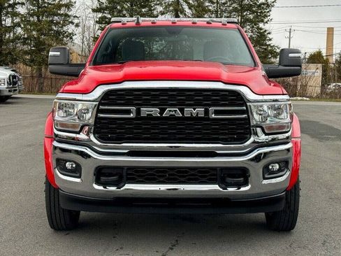 Used 2024 RAM 5500 SLT w/ Quick Order Package 2YG SLT AWD/4WD image 8