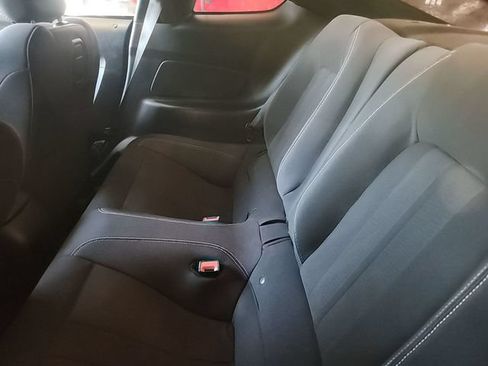 Used 2020 Ford Mustang Coupe RWD image 6