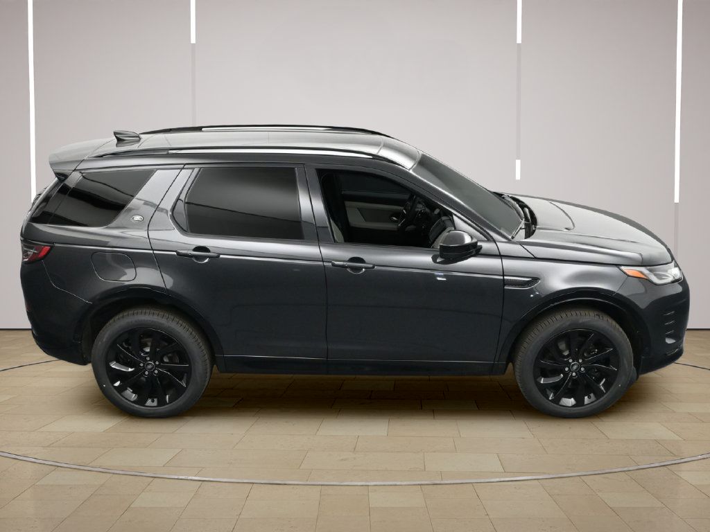 Used 2025 Land Rover Discovery Sport Dynamic SE AWD/4WD image 35