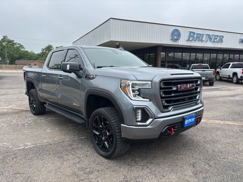 Used 2021 GMC Sierra 1500 AT4 w/ AT4 Premium Package image 17