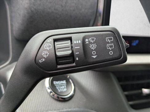 Used 2025 Ford Explorer ST AWD/4WD image 11