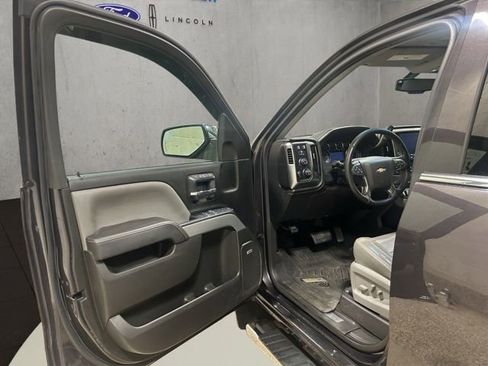 Used 2015 Chevrolet Silverado 1500 LTZ Z71 w/ LTZ Plus Package AWD/4WD image 11