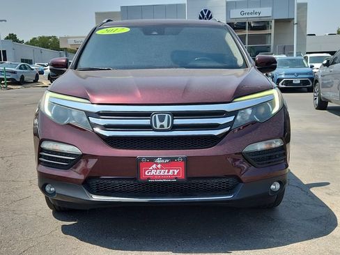 Used 2017 Honda Pilot Touring image 5