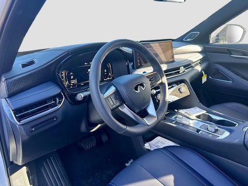 Used 2026 INFINITI QX60 Sport w/ Dark Cargo Package image 10