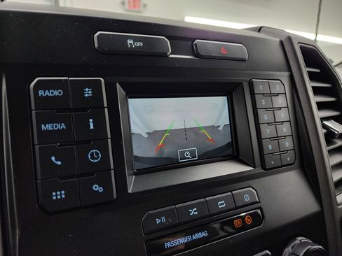 Used 2022 Ford F250 XL w/ STX Appearance Package image 16