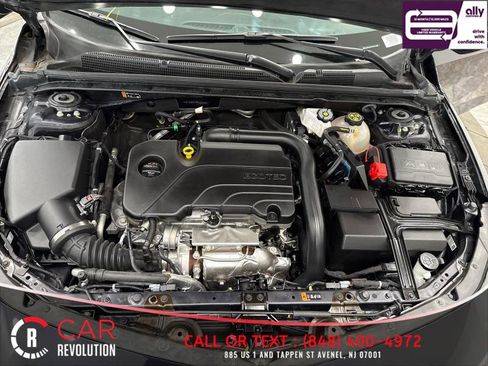 Used 2023 Chevrolet Malibu LT image 37