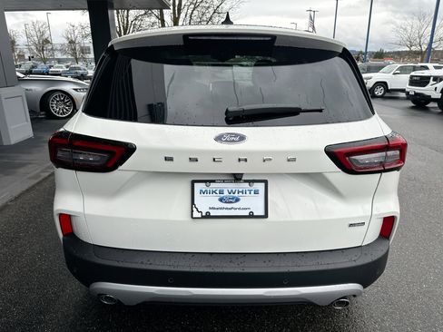 New 2025 Ford Escape SE FWD image 7
