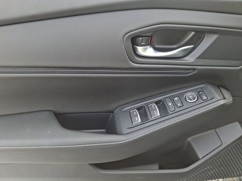 Certified 2025 Honda Accord Sport image 12