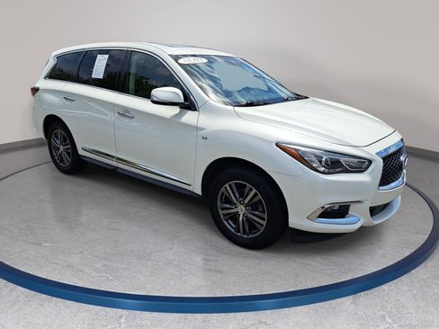 Used 2017 INFINITI QX60 FWD image 3