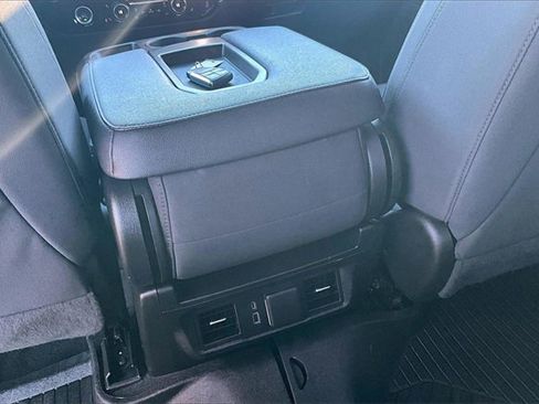 Used 2022 Chevrolet Silverado 1500 LT Trail Boss image 22