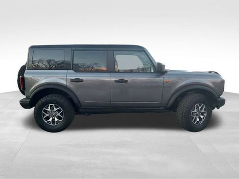 Used 2025 Ford Bronco Badlands AWD/4WD image 15