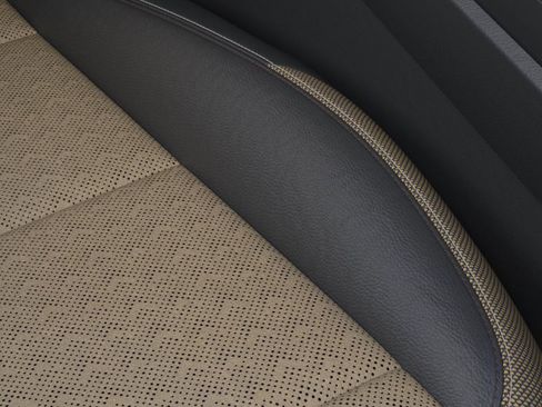 New 2026 Chevrolet Equinox ACTIV w/ LPO, Floor Liner Package AWD/4WD image 21