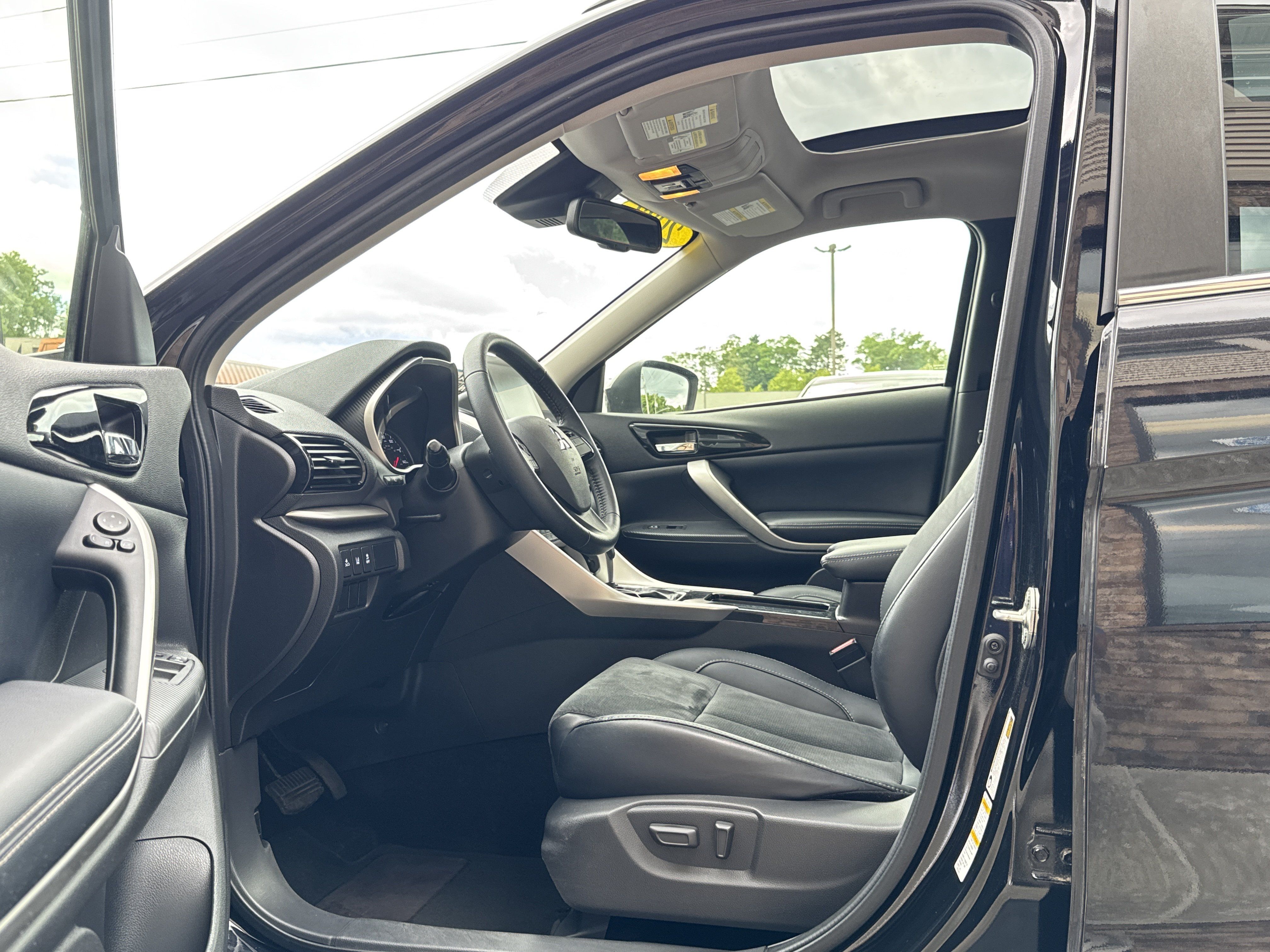 Used 2022 Mitsubishi Eclipse Cross SE AWD/4WD image 9