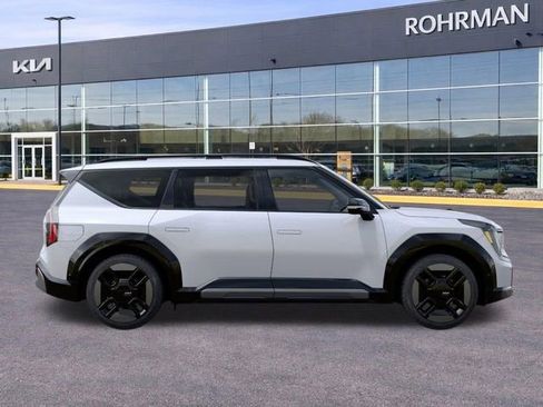 New 2026 Kia EV9 GT-Line image 8