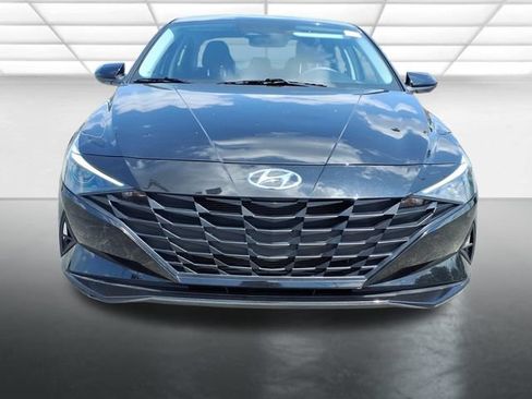 Used 2023 Hyundai Elantra SEL FWD image 11