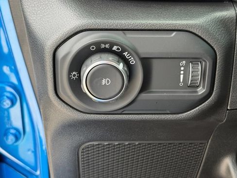 Used 2023 Jeep Wrangler Unlimited Sport AWD/4WD image 26