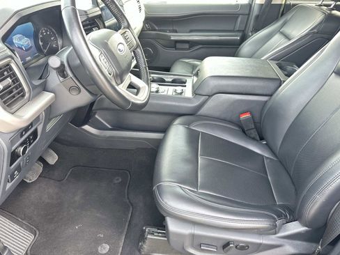 Certified 2024 Ford Expedition XLT image 14