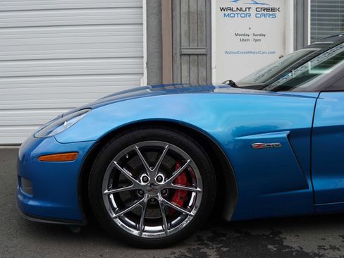 Used 2009 Chevrolet Corvette Z06 w/ Preferred Equipment Group image 20
