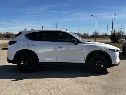 New 2025 MAZDA CX-5 Carbon Edition image 3