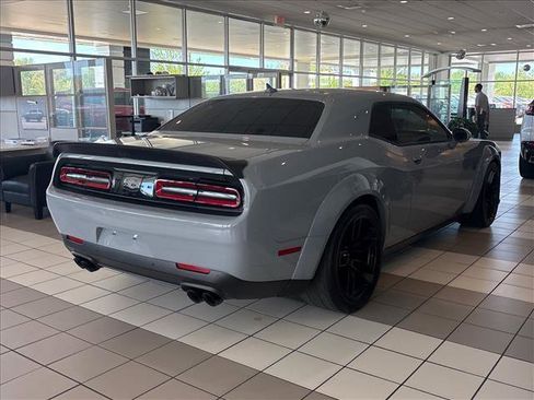 Used 2022 Dodge Challenger SRT Hellcat Redeye image 2