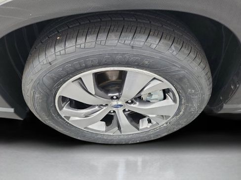 Used 2023 Subaru Ascent Premium w/ Convenience Package image 28