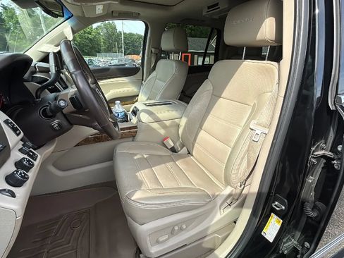 Used 2016 GMC Yukon Denali w/ Enhanced Security Package AWD/4WD image 9