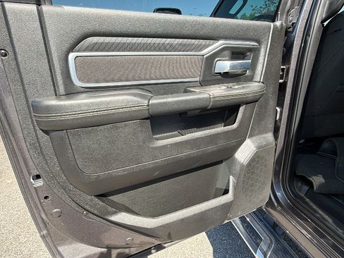 Certified 2025 RAM 2500 Big Horn AWD/4WD image 22