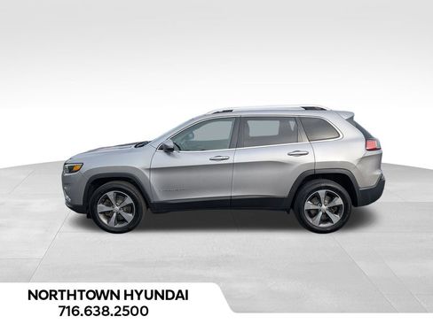 Used 2019 Jeep Cherokee Limited image 13