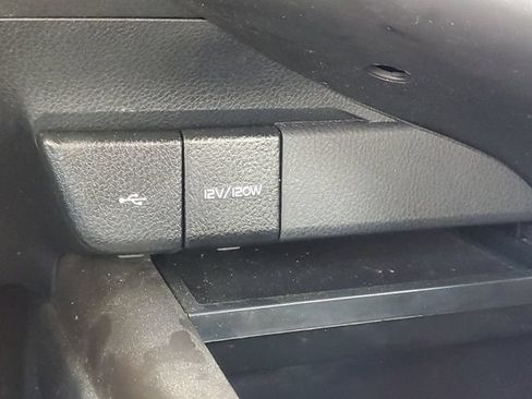 Used 2024 Toyota Camry SE FWD image 23