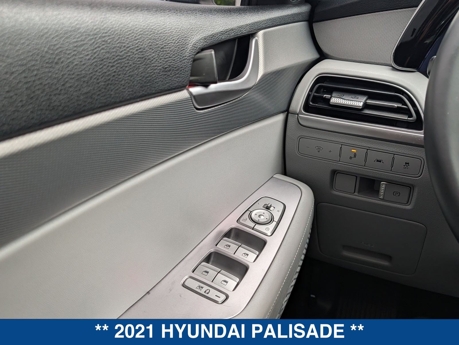 Used 2021 Hyundai Palisade SEL FWD image 26